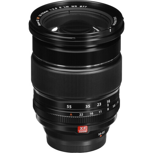 Black telephoto zoom lens with focal length markings and red square badge on barrel.