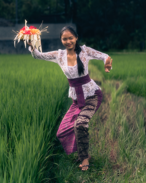 50mm lens shot of a girl in Bali