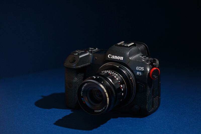 Viltrox Vintage Z1 Pro Review: Retro Flash 2026 | Fstoppers