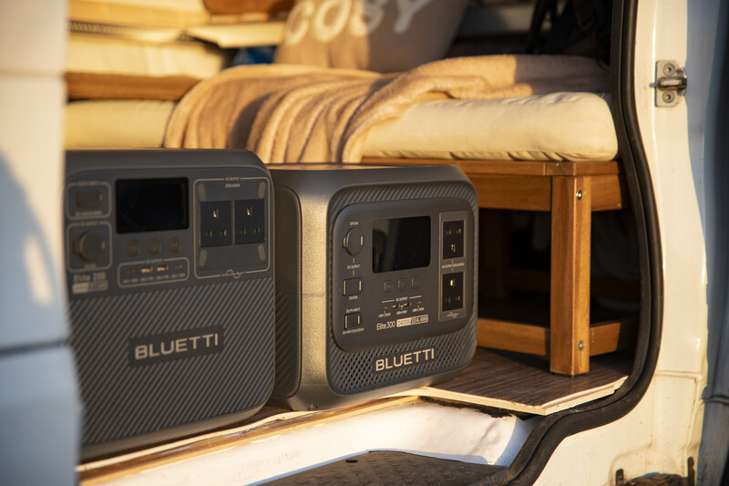The BLUETTI Elite 300 (right) next to the previous Elite 200 V2 (left)
