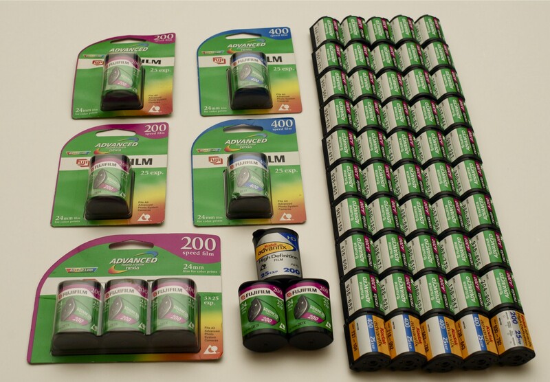 Collection of battery packages and individual batteries arranged on a neutral surface