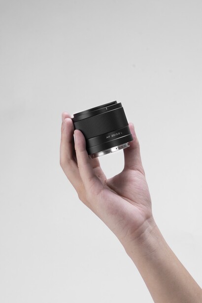 At 159 g, the AF 20mm f/2.8 Air L is the lightest lens in the set