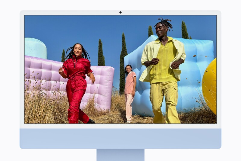 The 24-inch 4.5K Retina display on the new iMac with M6