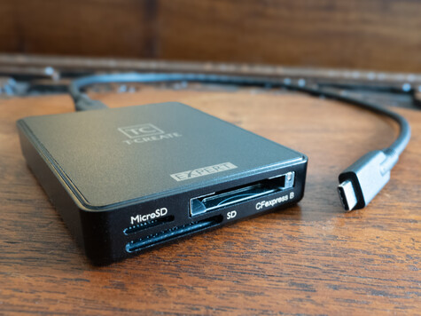 The T-Create Expert R31 3-in-1 Card Reader: Simple But Hits the Spot ...