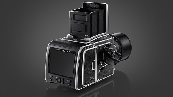 Hasselblad Launches the CFV-50c CMOS Back for V-System Cameras
