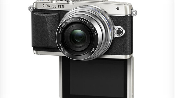 Olympus Announces New PEN E-PL7 "Selfie-King"