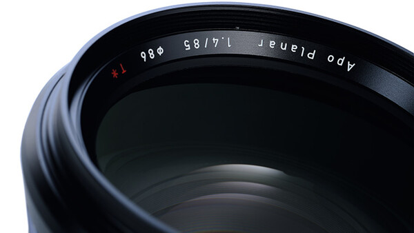 Ultra-Premium Zeiss Otus 85mm f/1.4 Announced