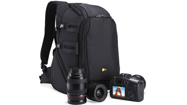 The Case Logic Luminosity Medium DSLR Backpack Has a Large Profile, but Compact Interior