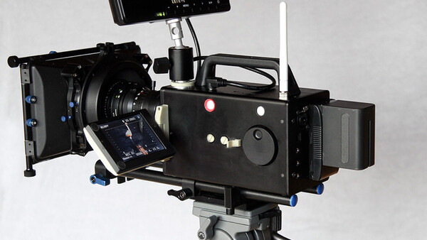 Film Fans Rejoice: The Logmar Super-8 is an 8mm System for the Modern World