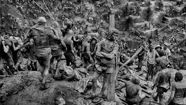 Feature Documentary Highlights Influential Photographic Work of Sebastião Salgado
