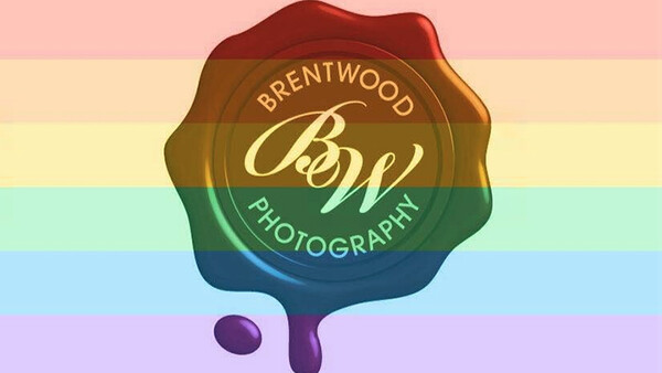 Photographer Receives Cancellation Request After Supporting Gay Marriage And Responds Perfectly