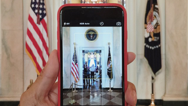You Can Now Take Photos at the White House, but Leave Your Selfie Sticks at Home