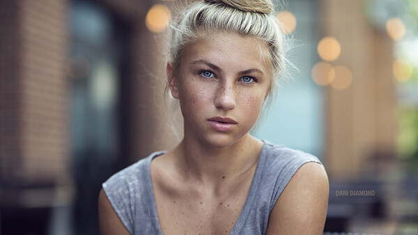 How To Enhance Freckles with Photoshop