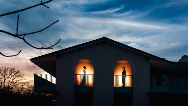 I'm a Wedding Photographer and I Have No Idea What I'm Doing