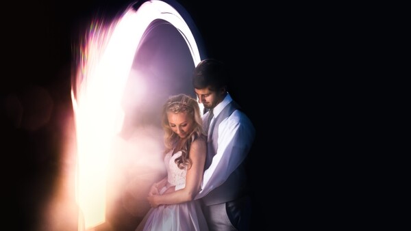 How to Incorporate Night Photography Into the Wedding Day