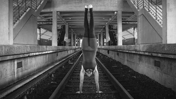 Woman Arrested for Taking Instagram Photo on Metro Tracks