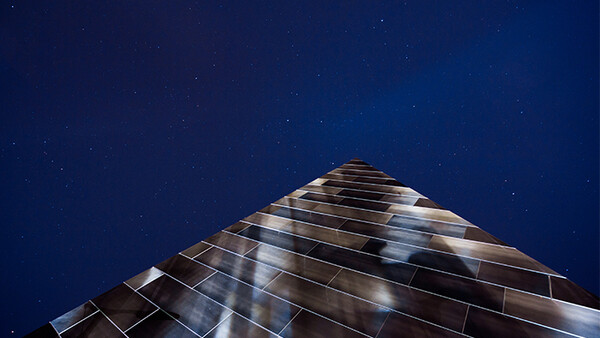 Retouching Controversy Tarnishes a Photography Contest in an Unusual Genre