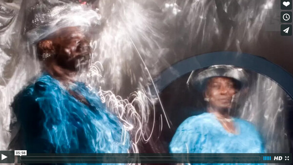 This Beautiful Behind-the-Scenes Video Offers Insight as to How Blind Photographers Work