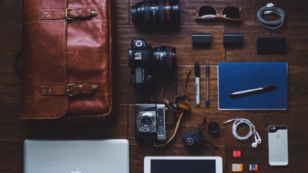 Forget All the Fancy Photo Gear, Here Is What a Truly Minimalistic Photographer Looks Like
