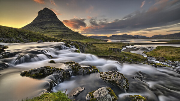 Fstoppers Photographer of the Month (February 2016): Raymond Hoffmann