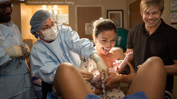 Four Birth Photographers Who Capture the Glory of Motherhood