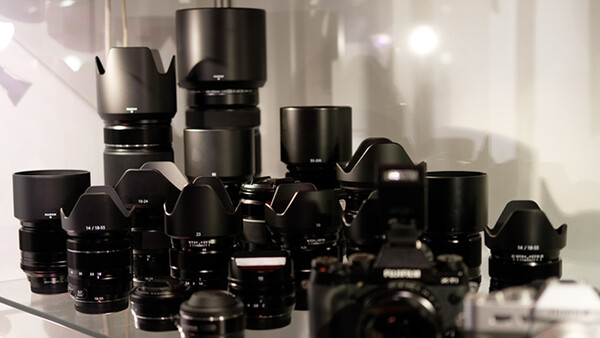 Tips on Choosing Your Camera Store From a Photographer Who Works At One