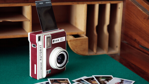 Lomography Launches Kickstarter for the New Lomo'Instant Automat Camera