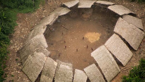 Incredible New Aerial Photos Reveal Tribe Living in Isolation in South American Jungle