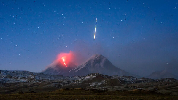 Photographer Captures an Erupting Volcano and Gets a Perfectly Aligned Meteor as Bonus