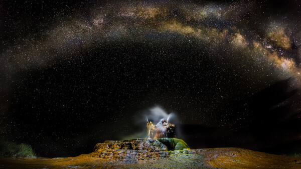 'Highlight' Drone Lighting Nightscapes with Paul Heran and Ryland West