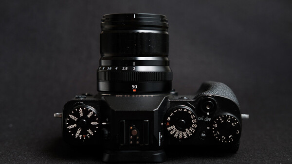 Fstoppers Reviews the Fujifilm 50mm f/2 WR