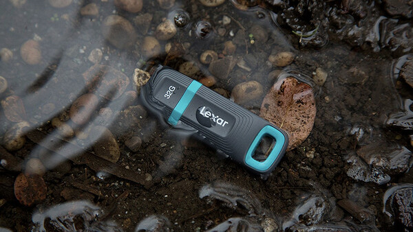 Fstoppers Reviews the Lexar JumpDrive Tough USB 3.1 Flash Drive