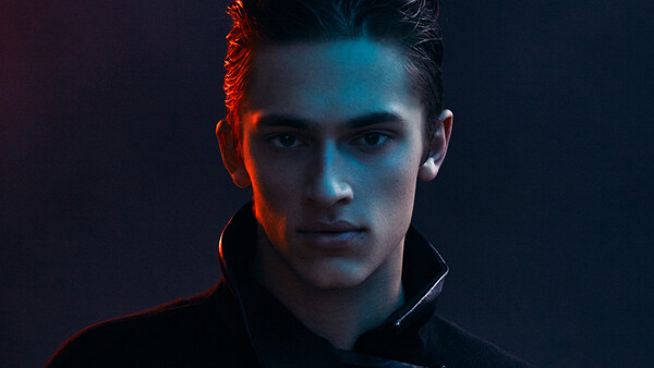 How To Use Colored Gels to Create Electric Photography