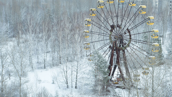 Get To Know Urban Exploration Photography: A Guide To Shooting Abandoned and Off-Limits Territory