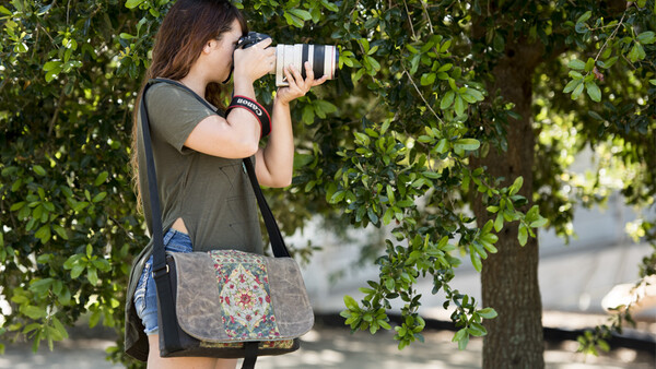 Fstoppers Reviews the Porteen Gear Camera Bag