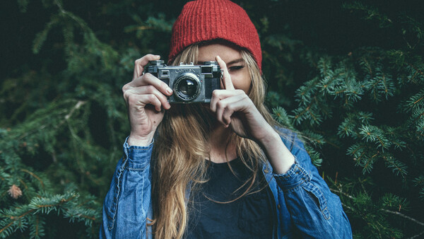 Study Shows Taking Photos Increases Person's Enjoyment of Experiences Under Certain Conditions