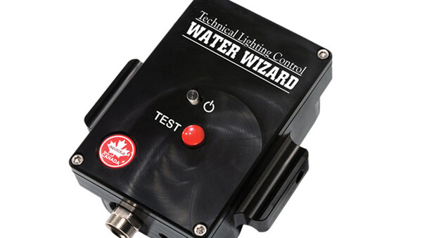 Fstoppers Reviews the Aquatica Water Wizard, an Underwater Light Trigger System