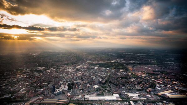 How to Take Photographs From a Helicopter