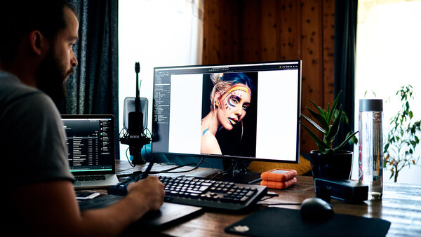 Fstoppers Reviews the ViewSonic VP2768 - Best Monitor Under $500?
