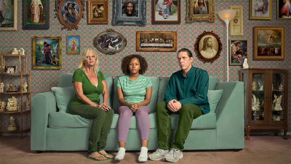 Photo Series Features Portraits of Complete Strangers Found on Craigslist 