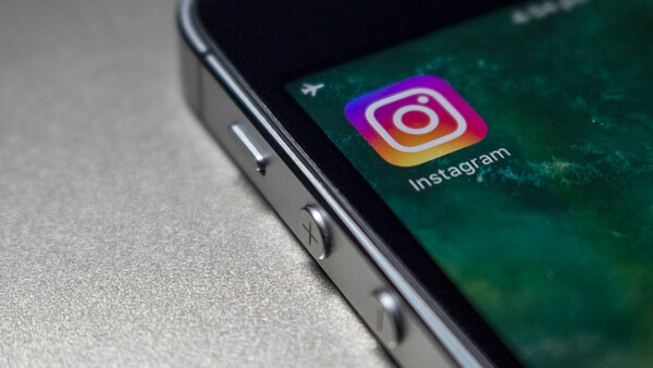 Instagram Introduces Threaded Comments