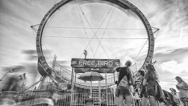Make Your Carnival Photos More Interesting With a Neutral Density Filter