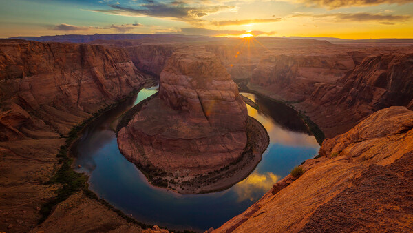 Tips for Shooting Landscapes in Tourist-Heavy Locations