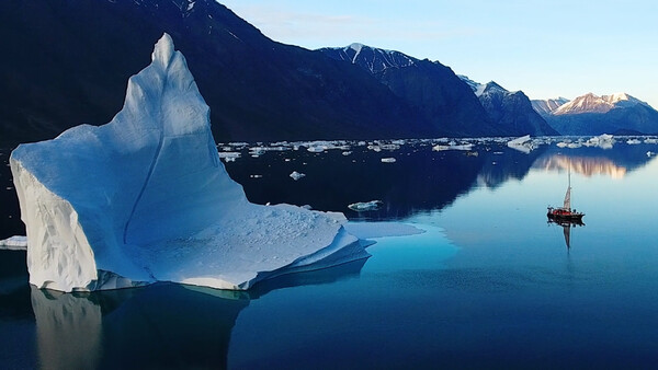 The Beauty of Greenland: A 4K Tour of the Midnight Sun