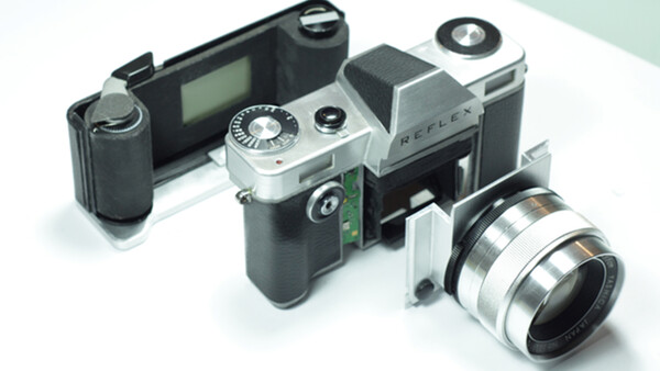 The Reflex Uses Novel Ideas to Breathe New Life Into the Film SLR