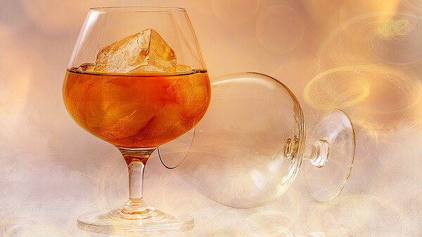How to Take Great Cocktail Photos for Instagram