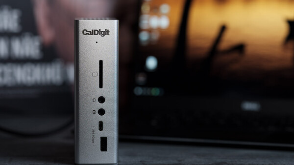 Fstoppers Reviews the CalDigit Thunderbolt Station 3 Plus