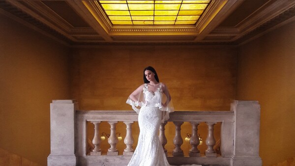 Using a Smartphone for a Bridal Fashion Photoshoot