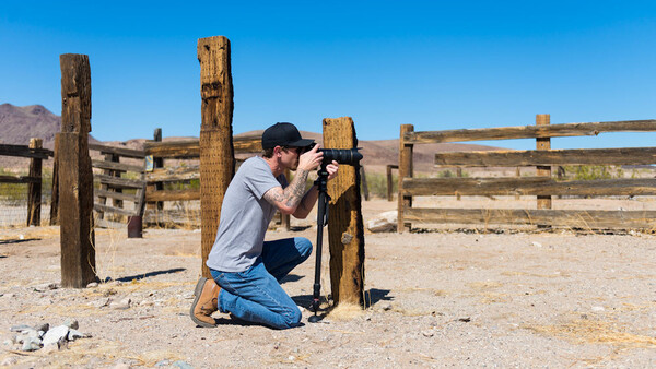 Fstoppers Reviews The Steadicam Air 25 Gas Assisted Monopod