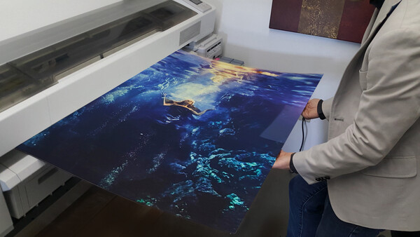 Behind the Scenes for Selling Large Wall Art Using Samples